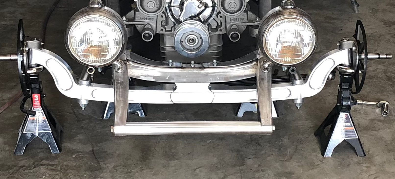 Evo-Axle independent front suspension system for 1932 Ford hot rod